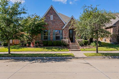 5937 Dripping Springs Court North Richland Hills TX 76180