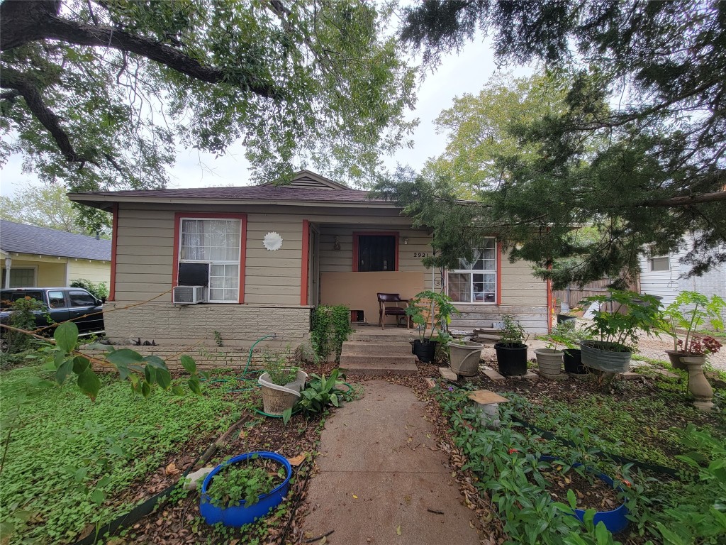 2919 Purington Avenue Fort Worth TX 76103