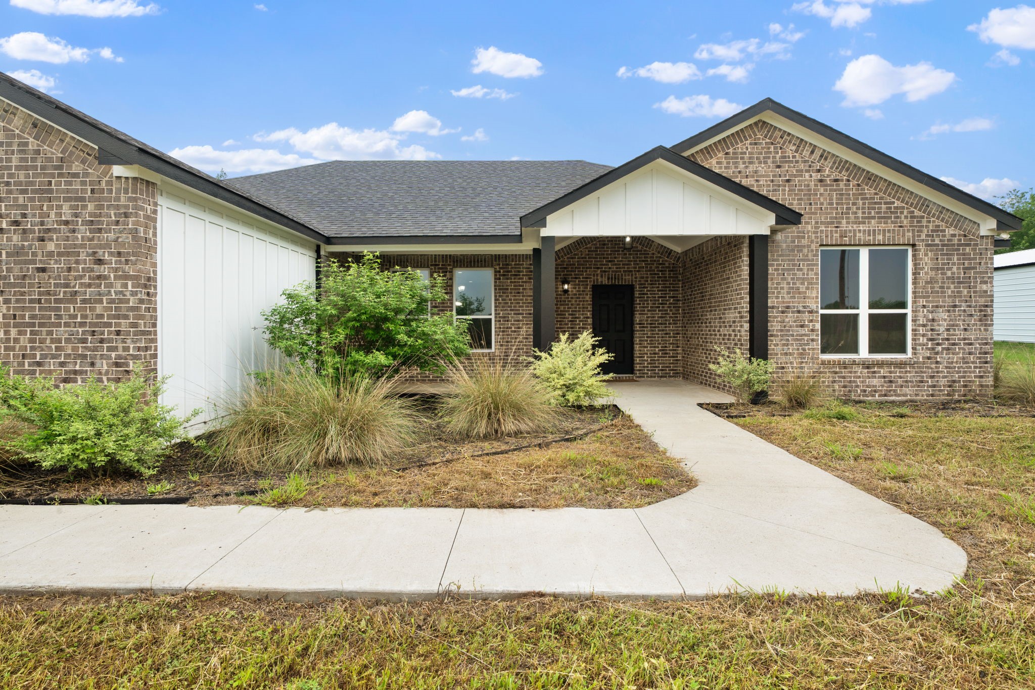 646 County Road 4109 Greenville TX 75401