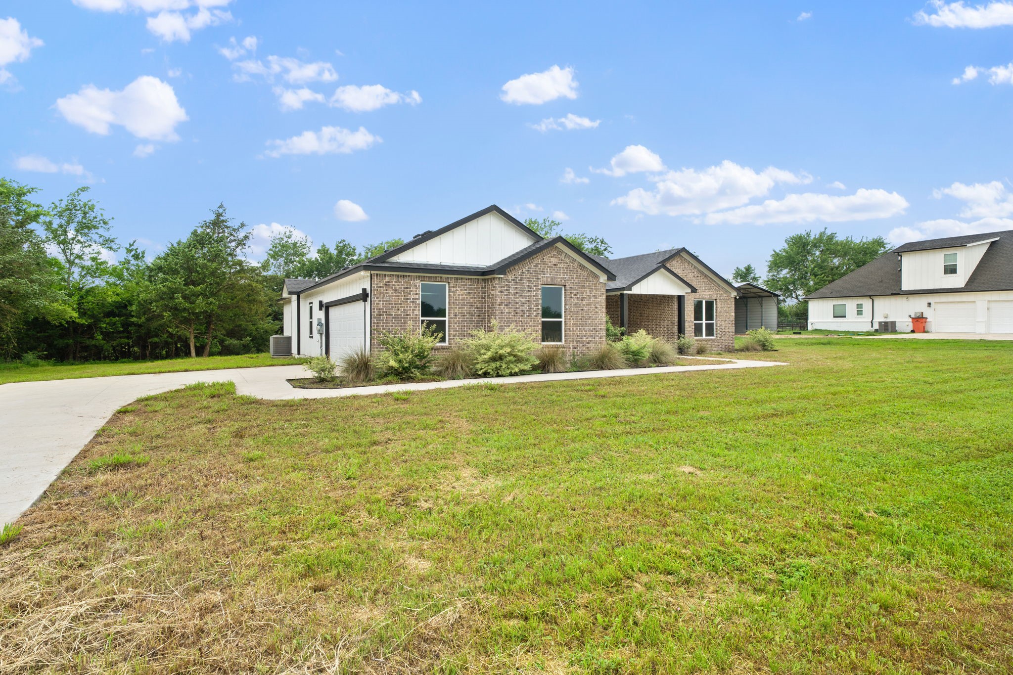646 County Road 4109 Greenville TX 75401