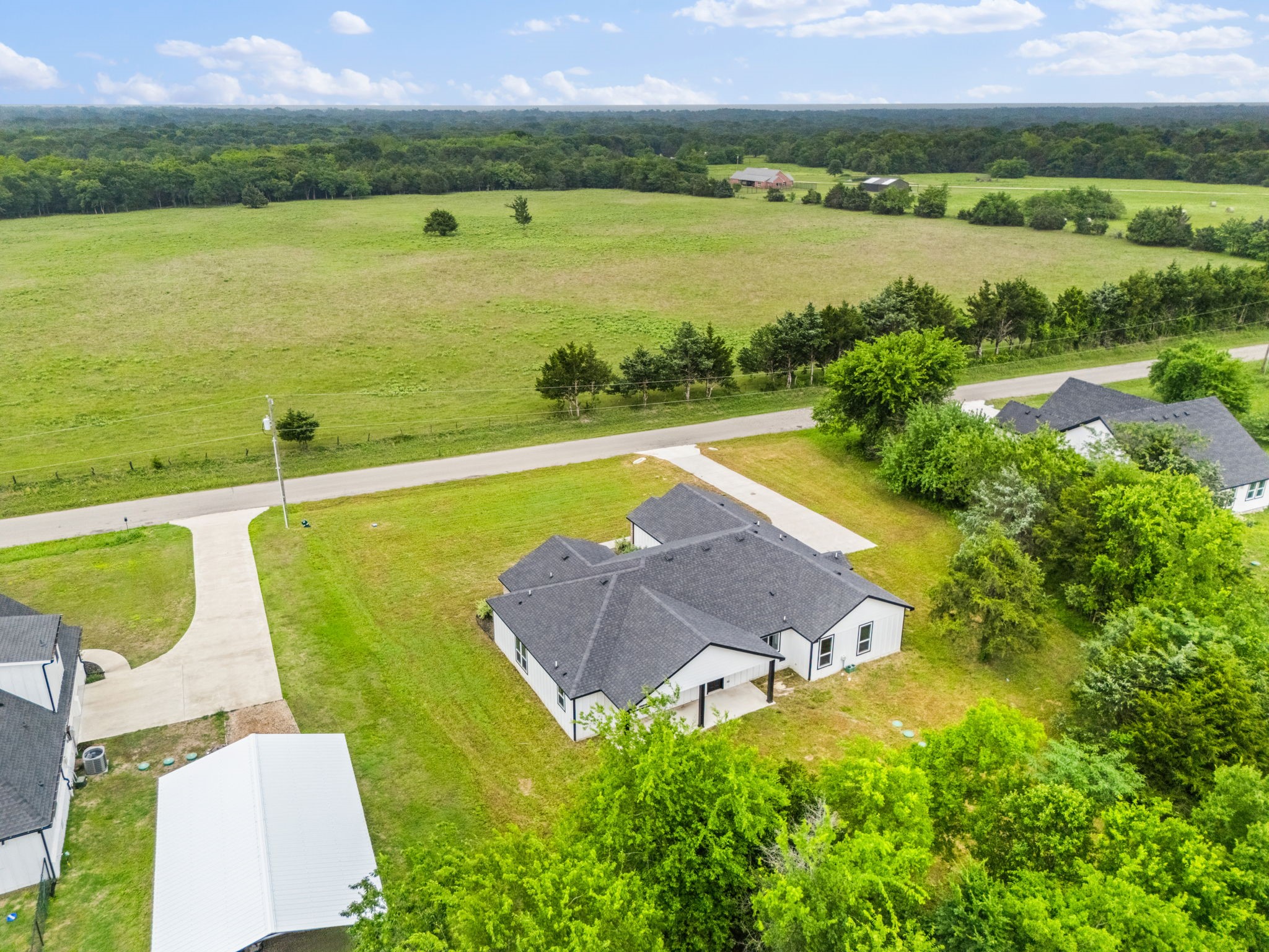 646 County Road 4109 Greenville TX 75401