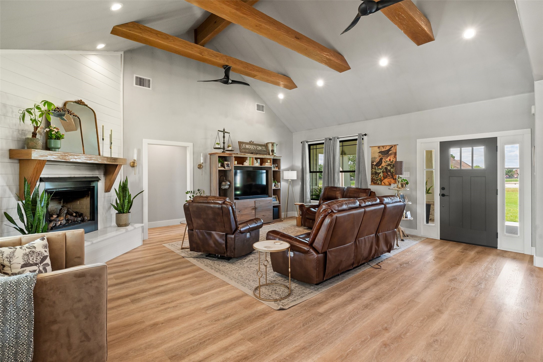 100 Tall Grass Court Weatherford TX 76087
