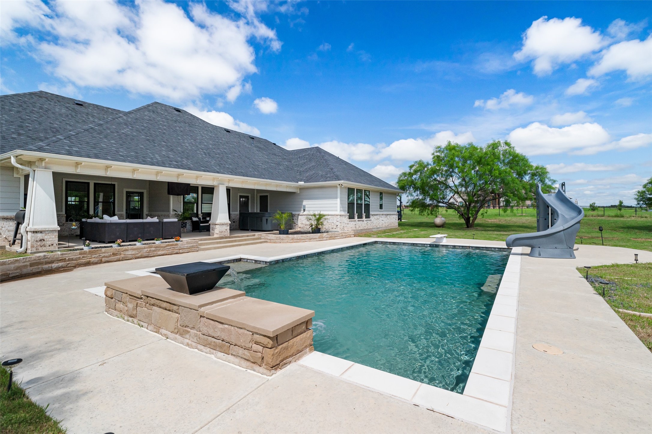 100 Tall Grass Court Weatherford TX 76087