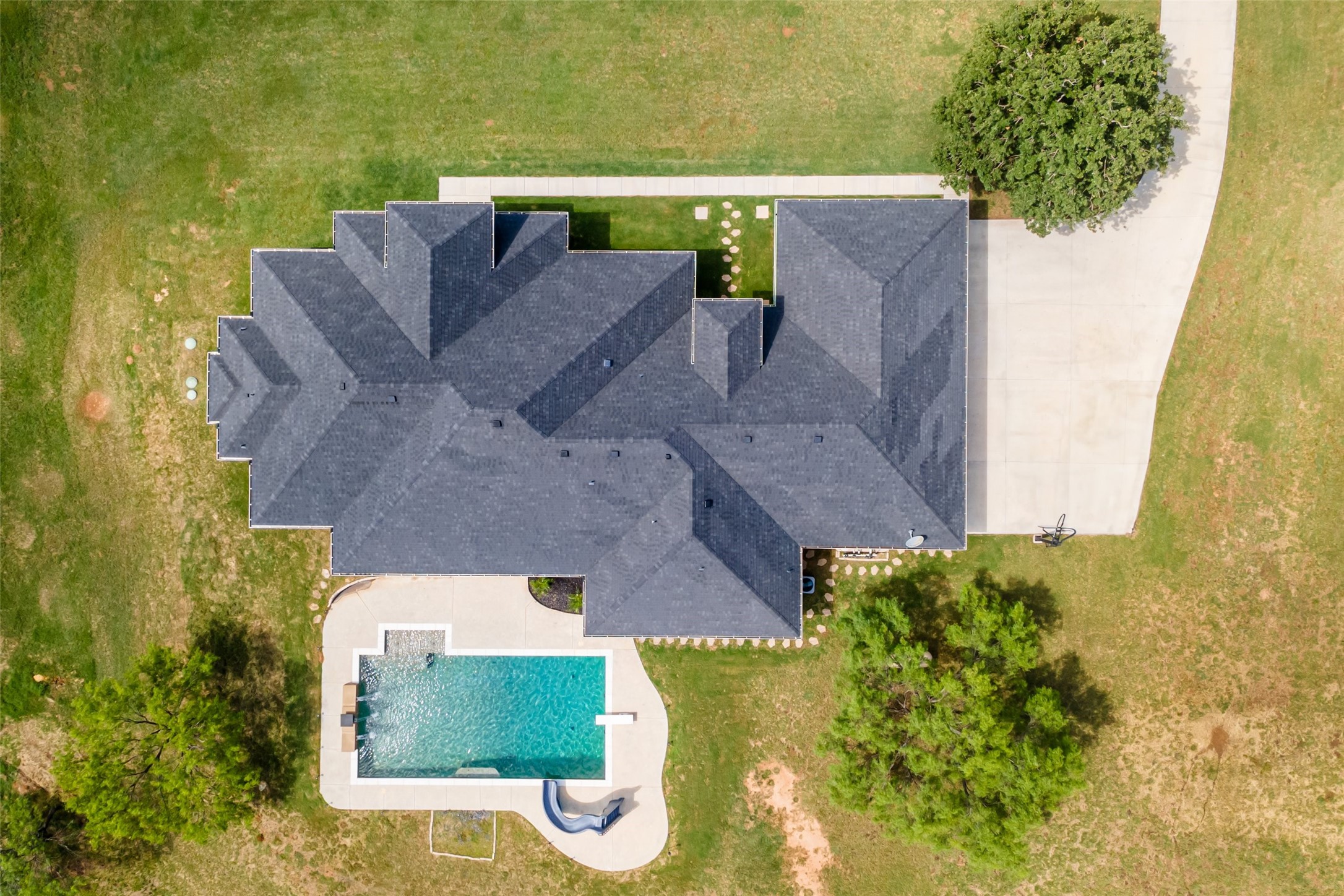100 Tall Grass Court Weatherford TX 76087