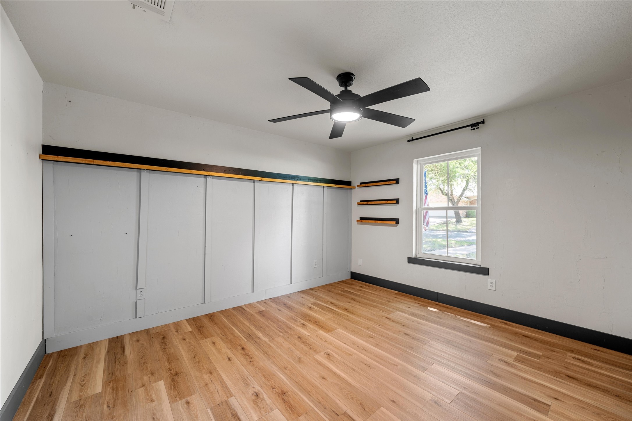 316 Neely Road Hewitt TX 76643