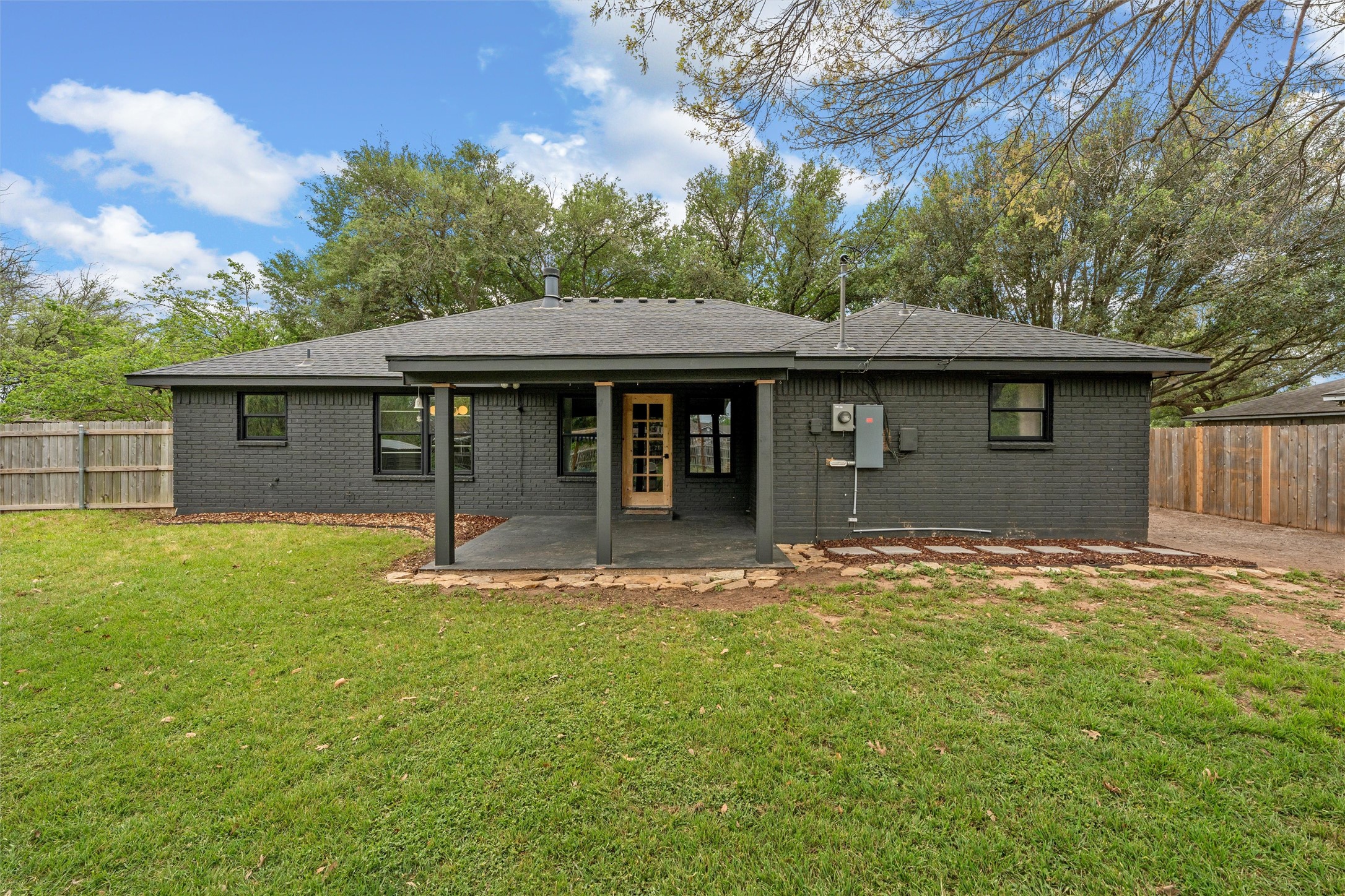 316 Neely Road Hewitt TX 76643