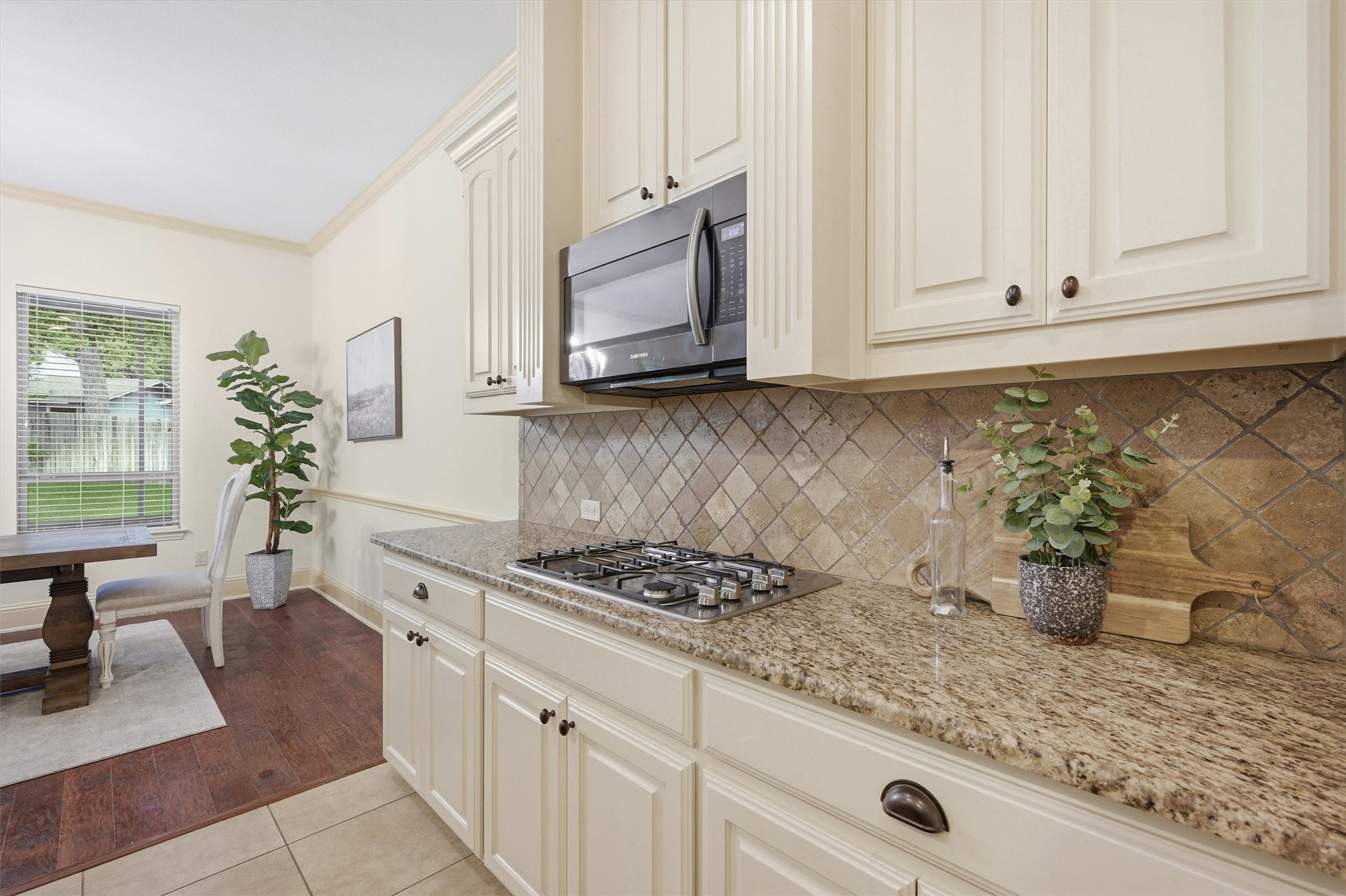 1107 Kiowa Drive E Lake Kiowa TX 76240