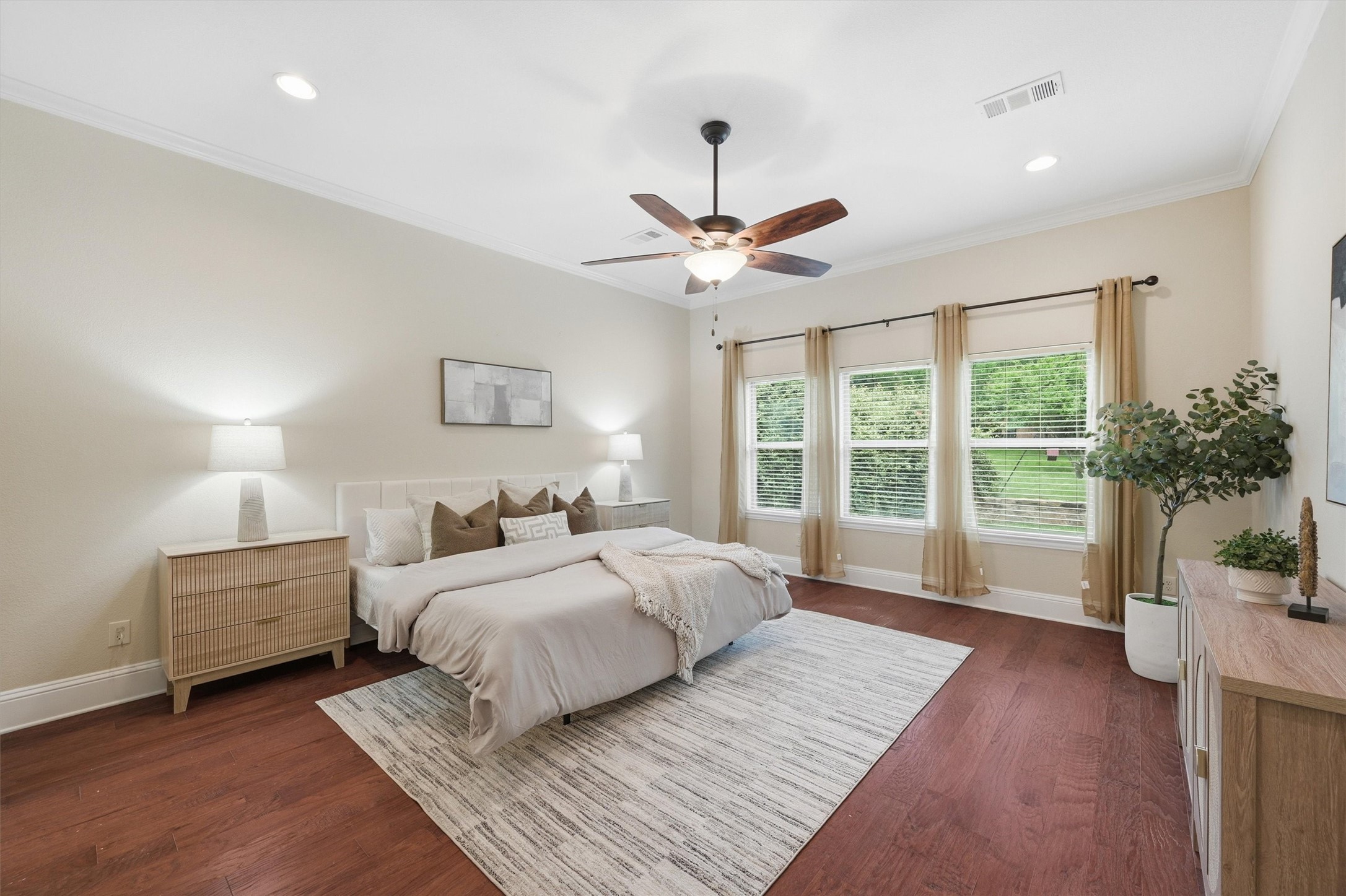 1107 Kiowa Drive E Lake Kiowa TX 76240
