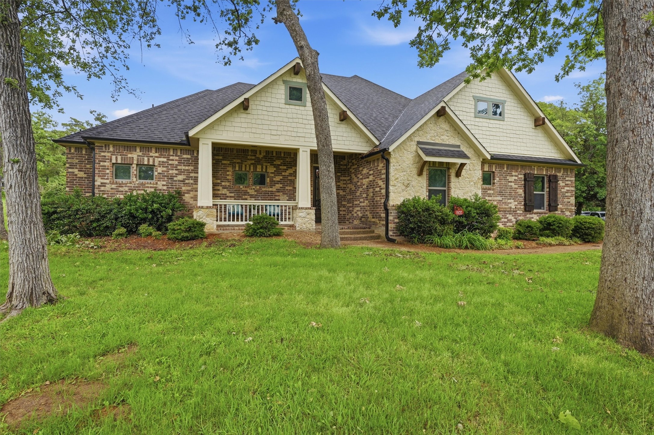 1107 Kiowa Drive E Lake Kiowa TX 76240