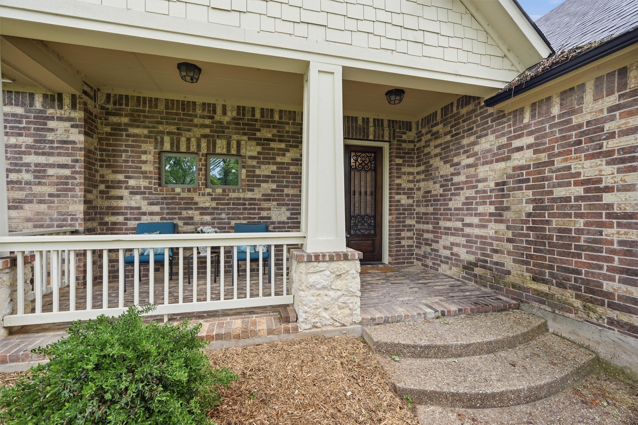 1107 Kiowa Drive E Lake Kiowa TX 76240