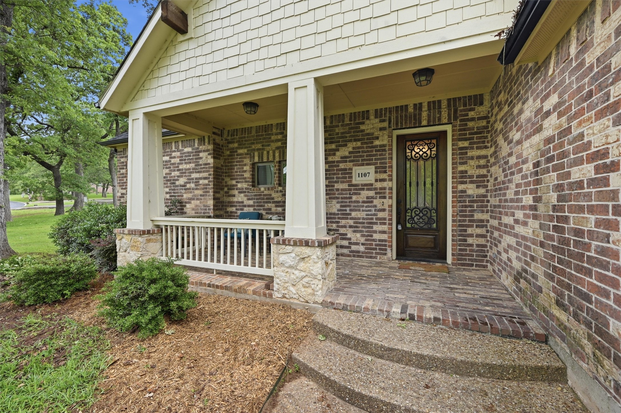 1107 Kiowa Drive E Lake Kiowa TX 76240