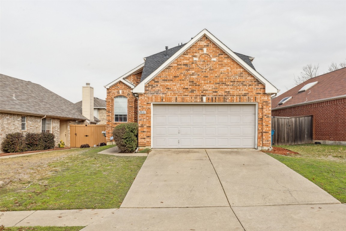 915 Winterstone Drive Lewisville TX 75067