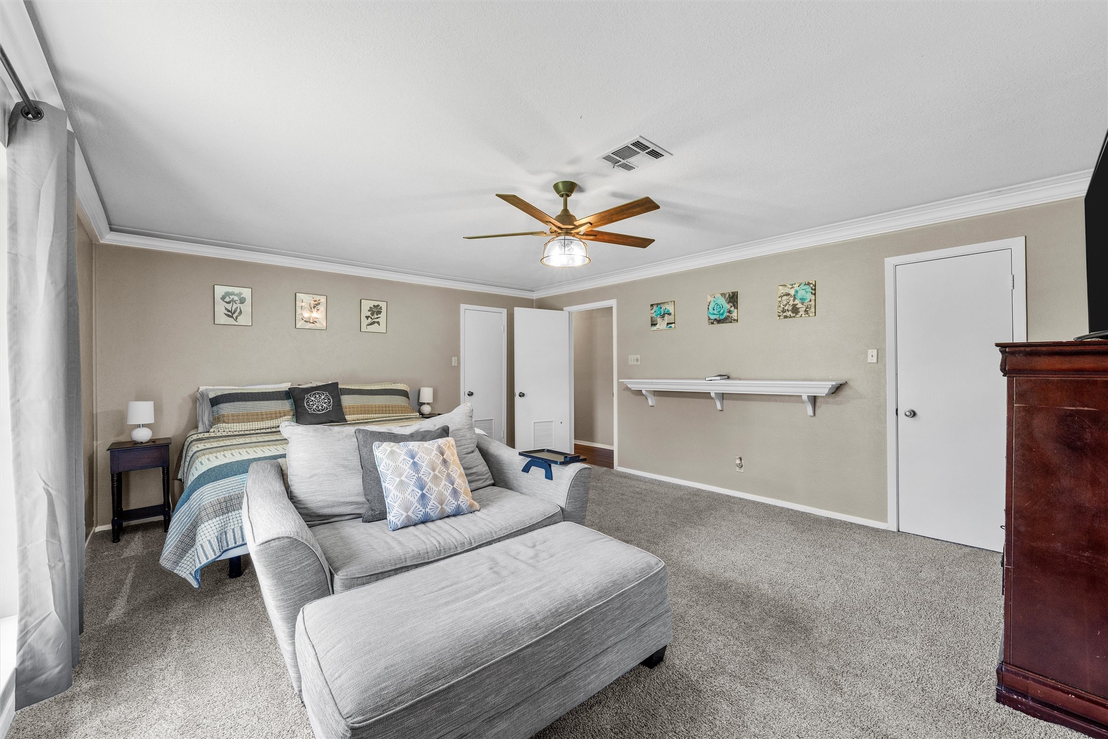 1049 W Moonlight Drive Robinson TX 76706