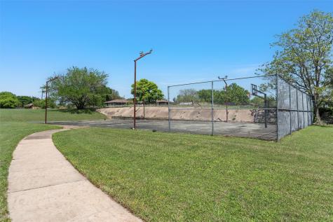 1049 W Moonlight Drive Robinson TX 76706