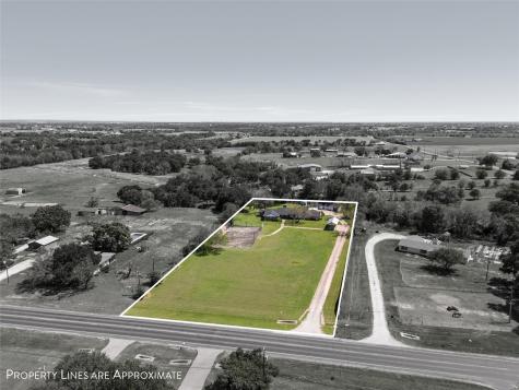 1049 W Moonlight Drive Robinson TX 76706