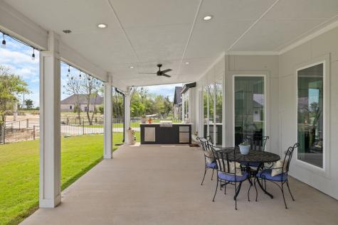 313 Ryker Lane Gunter TX 75058