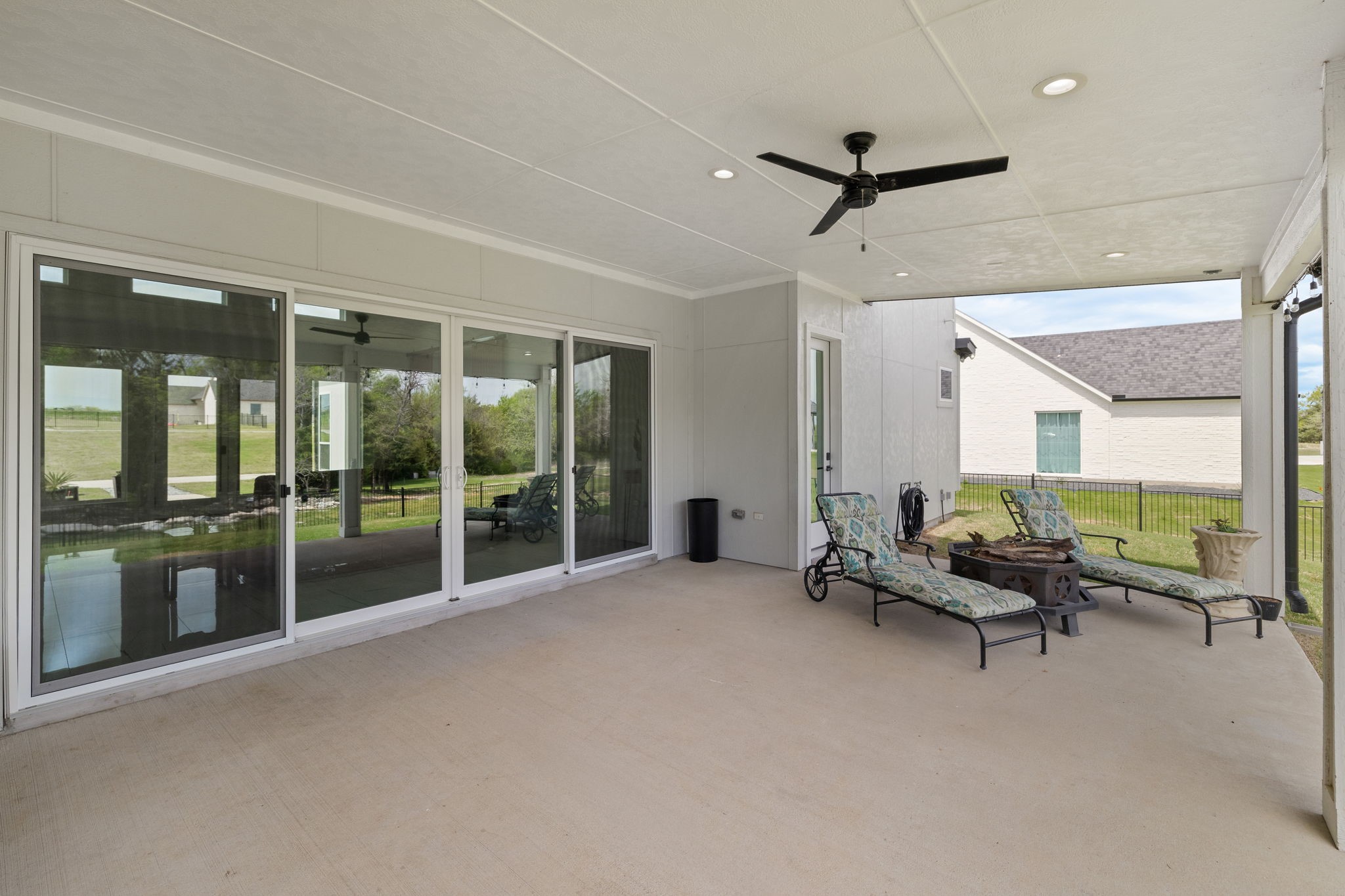 313 Ryker Lane Gunter TX 75058