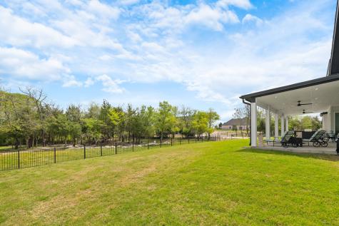 313 Ryker Lane Gunter TX 75058