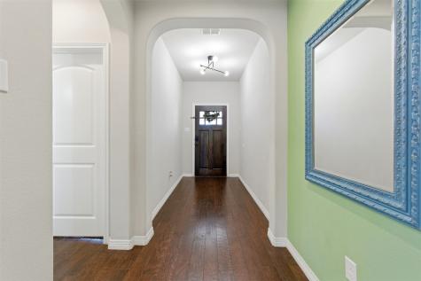 504 Neils Court Arlington TX 76002