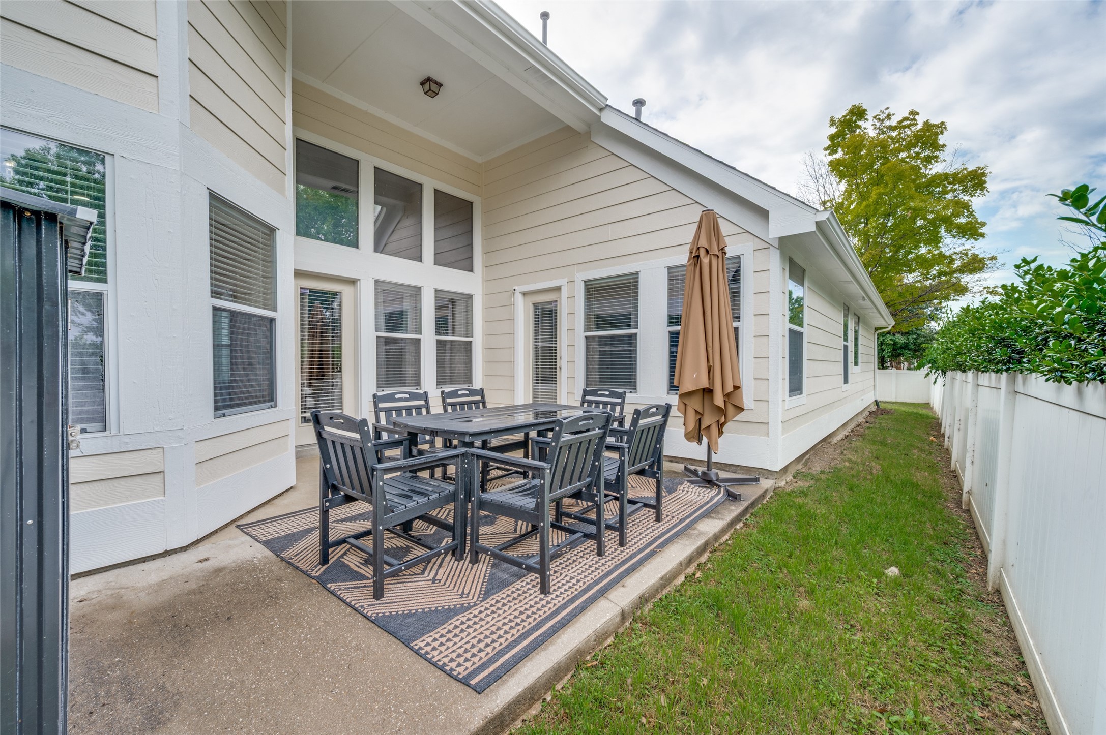 1900 Saint Simons Street Savannah TX 76227