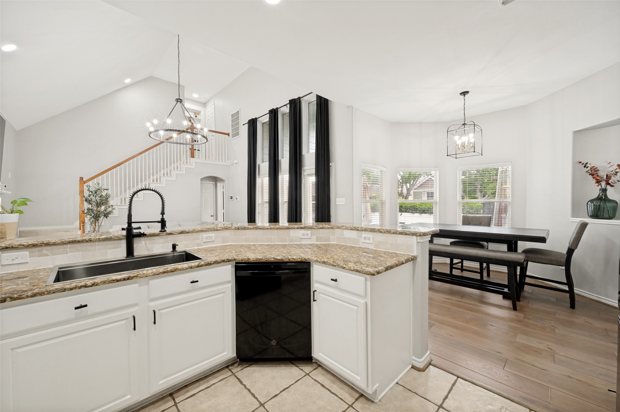 1900 Saint Simons Street Savannah TX 76227