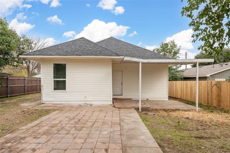 1126 N 13th Street Waco TX 76707