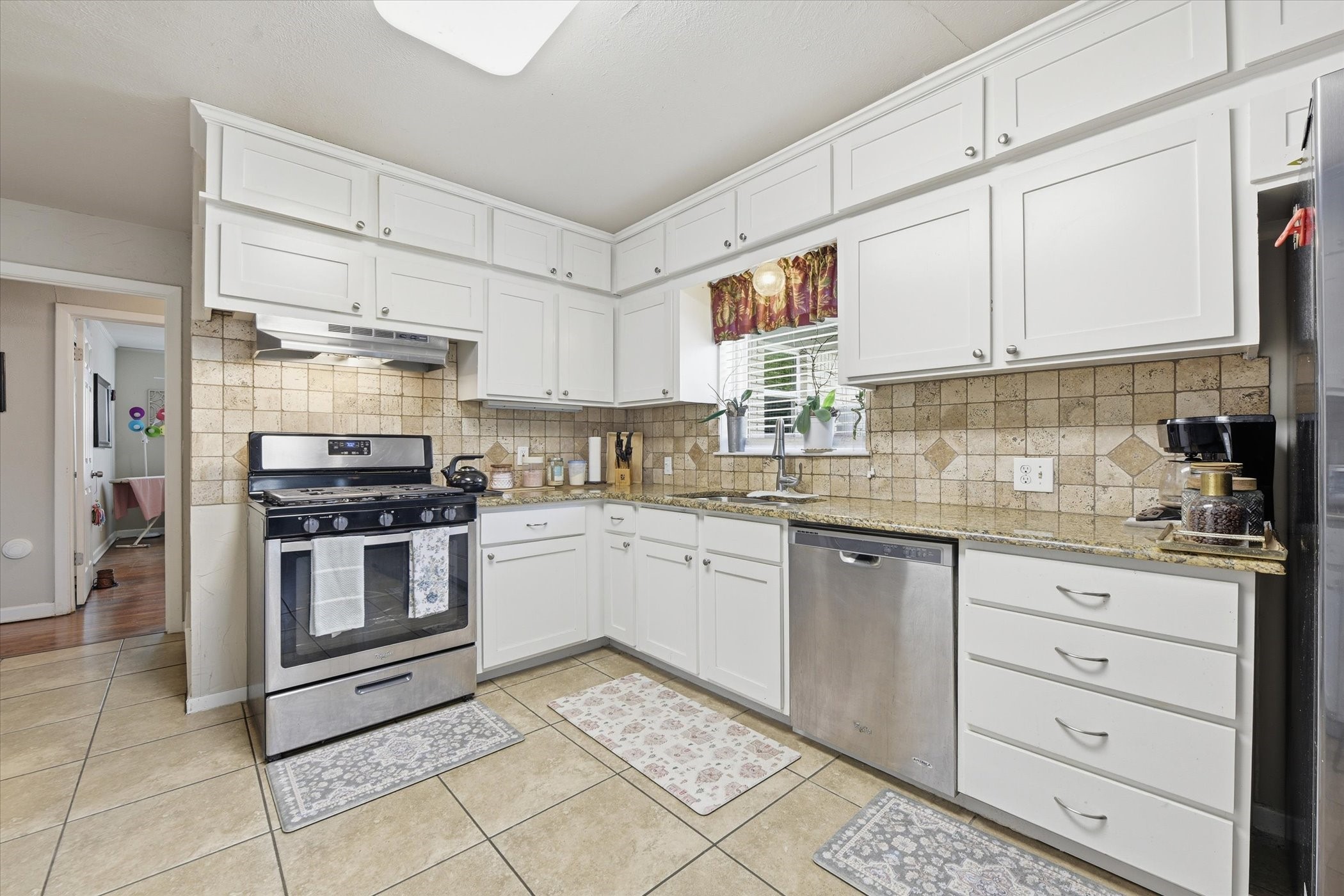 3559 Paramount Street North Richland Hills TX 76117