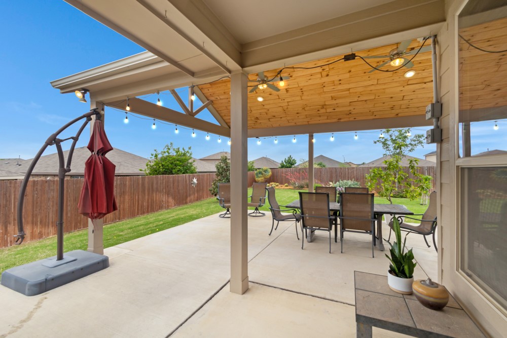 1100 Bowes Court Fort Worth TX 76247