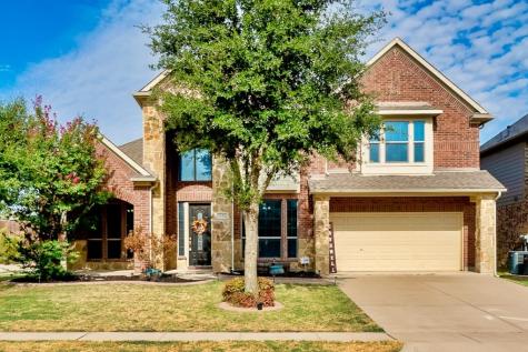 1153 Litchfield Lane Burleson TX 76028