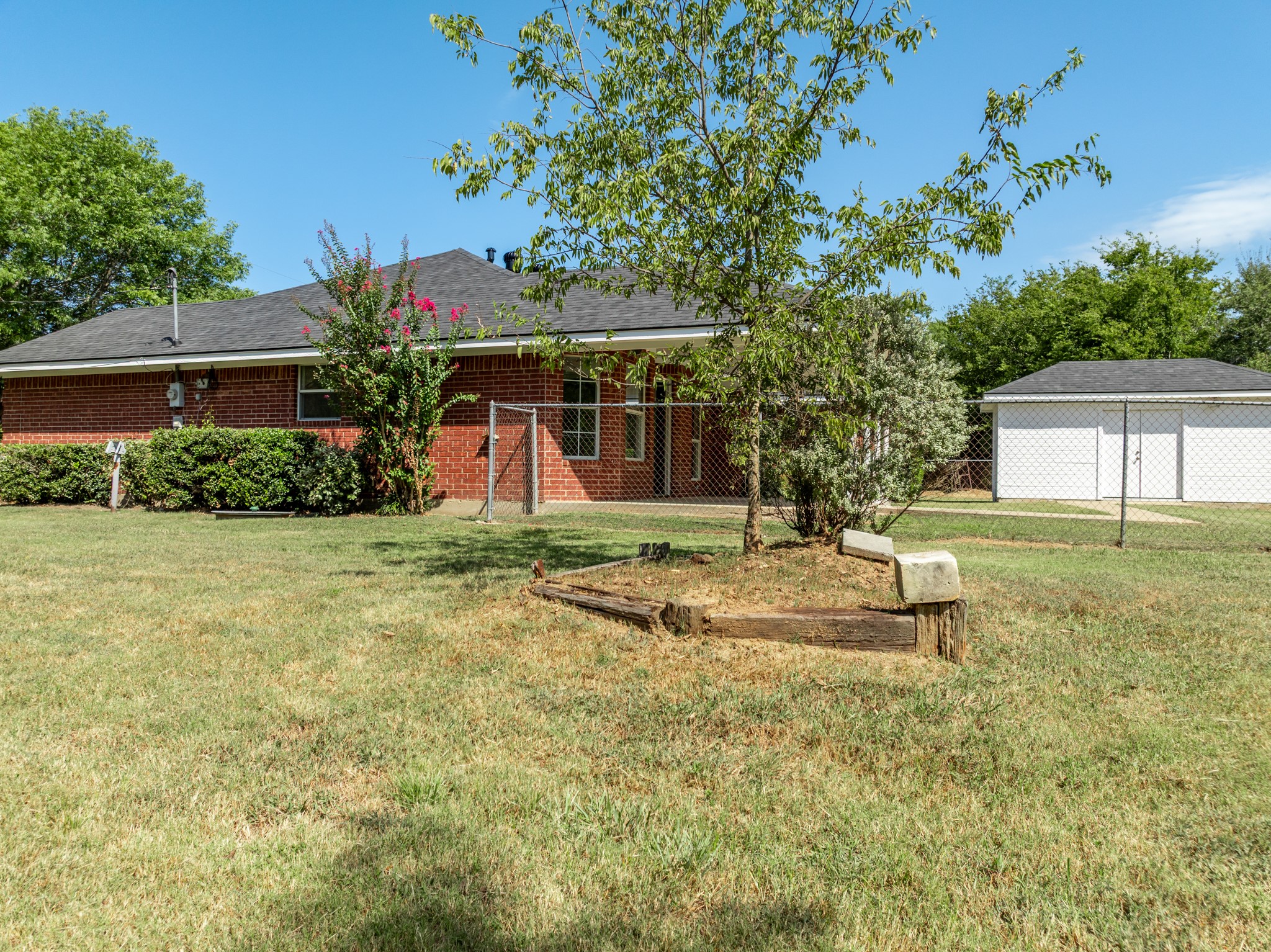 12187 Rolling Oaks Drive Whitney TX 76692