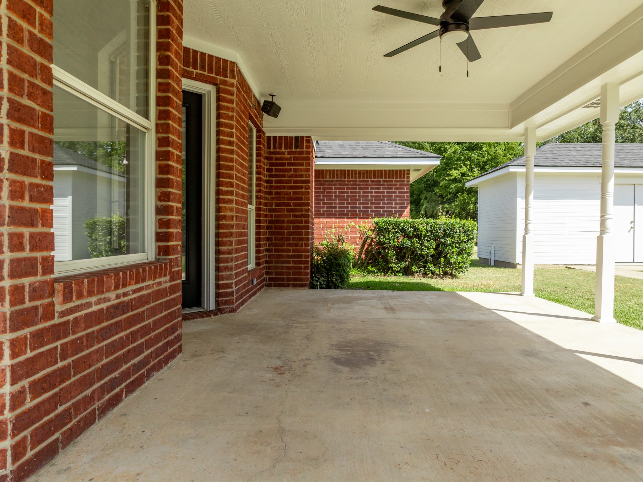 12187 Rolling Oaks Drive Whitney TX 76692