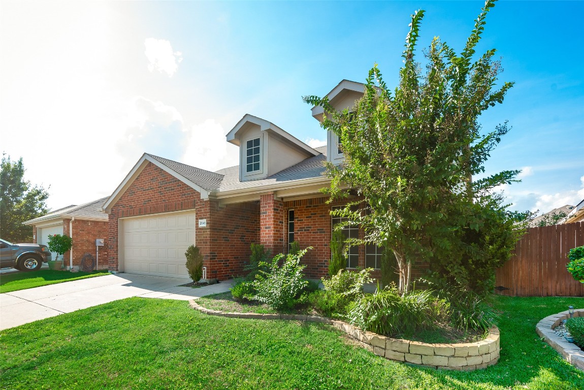 2041 Windsong Drive Heartland TX 75126