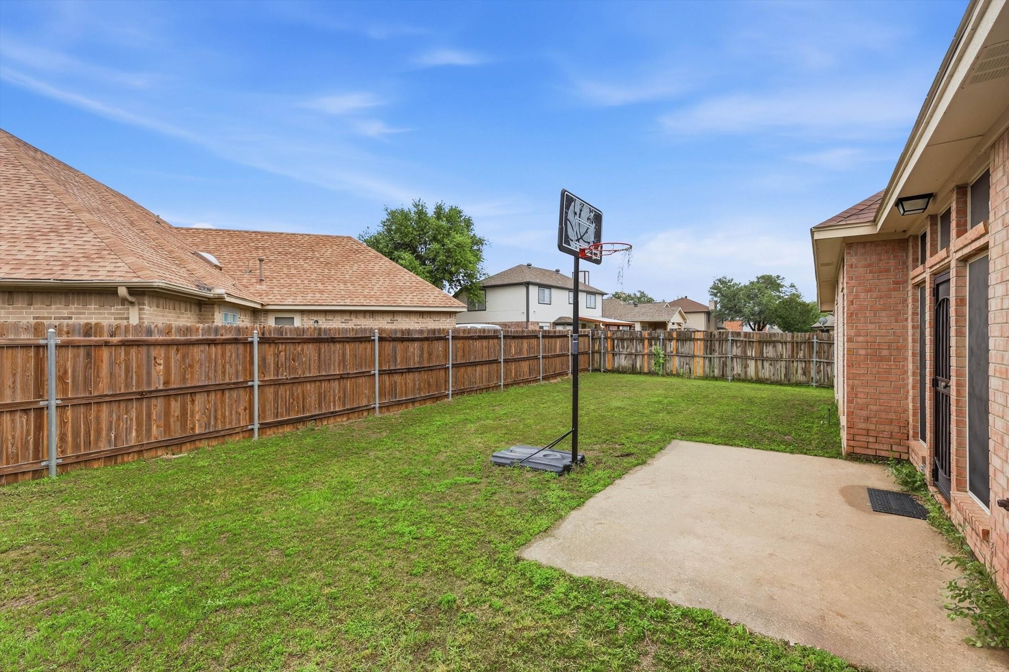 2988 Thames Trail Fort Worth TX 76118