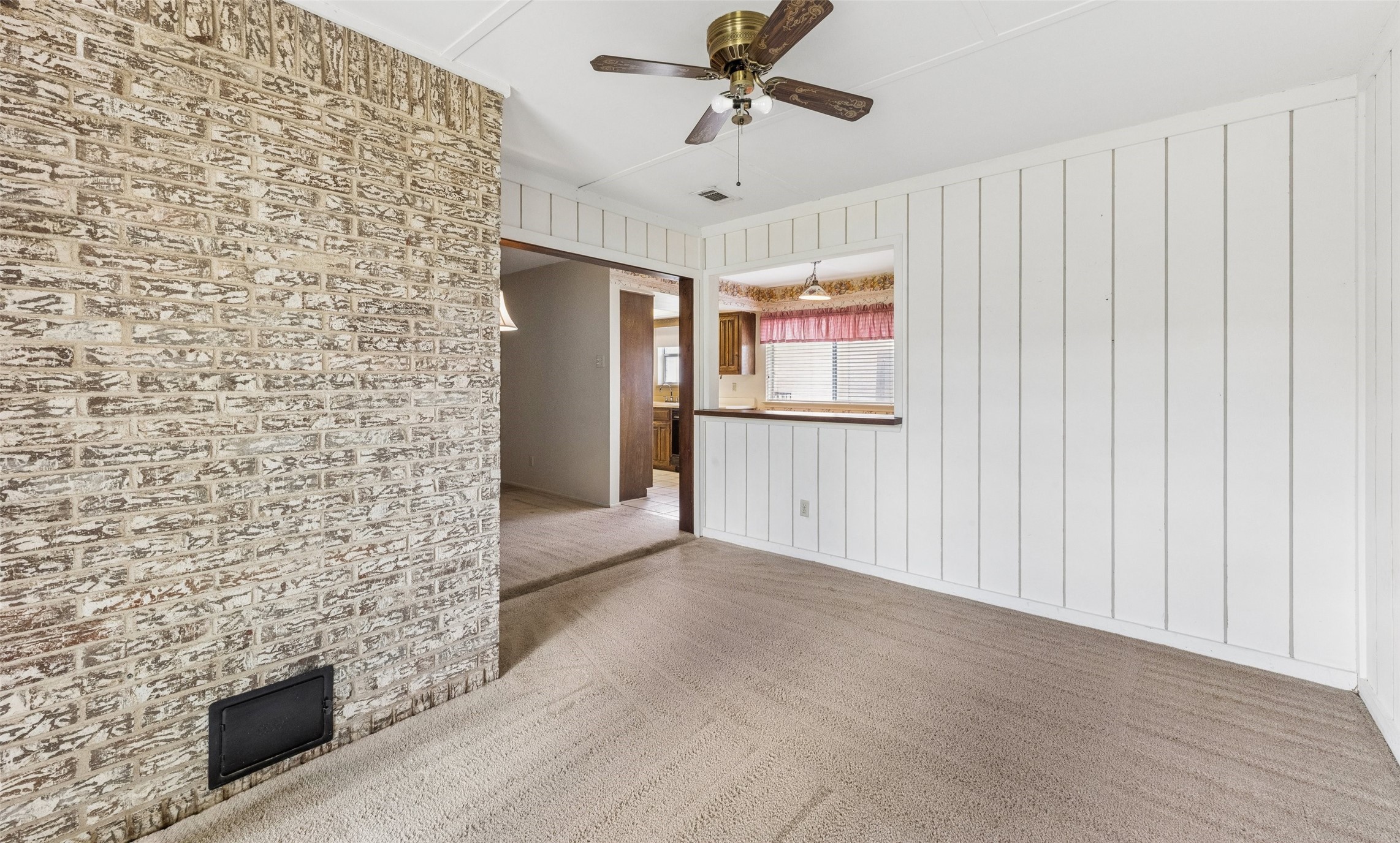 1017 Ravencroft Drive Garland TX 75043