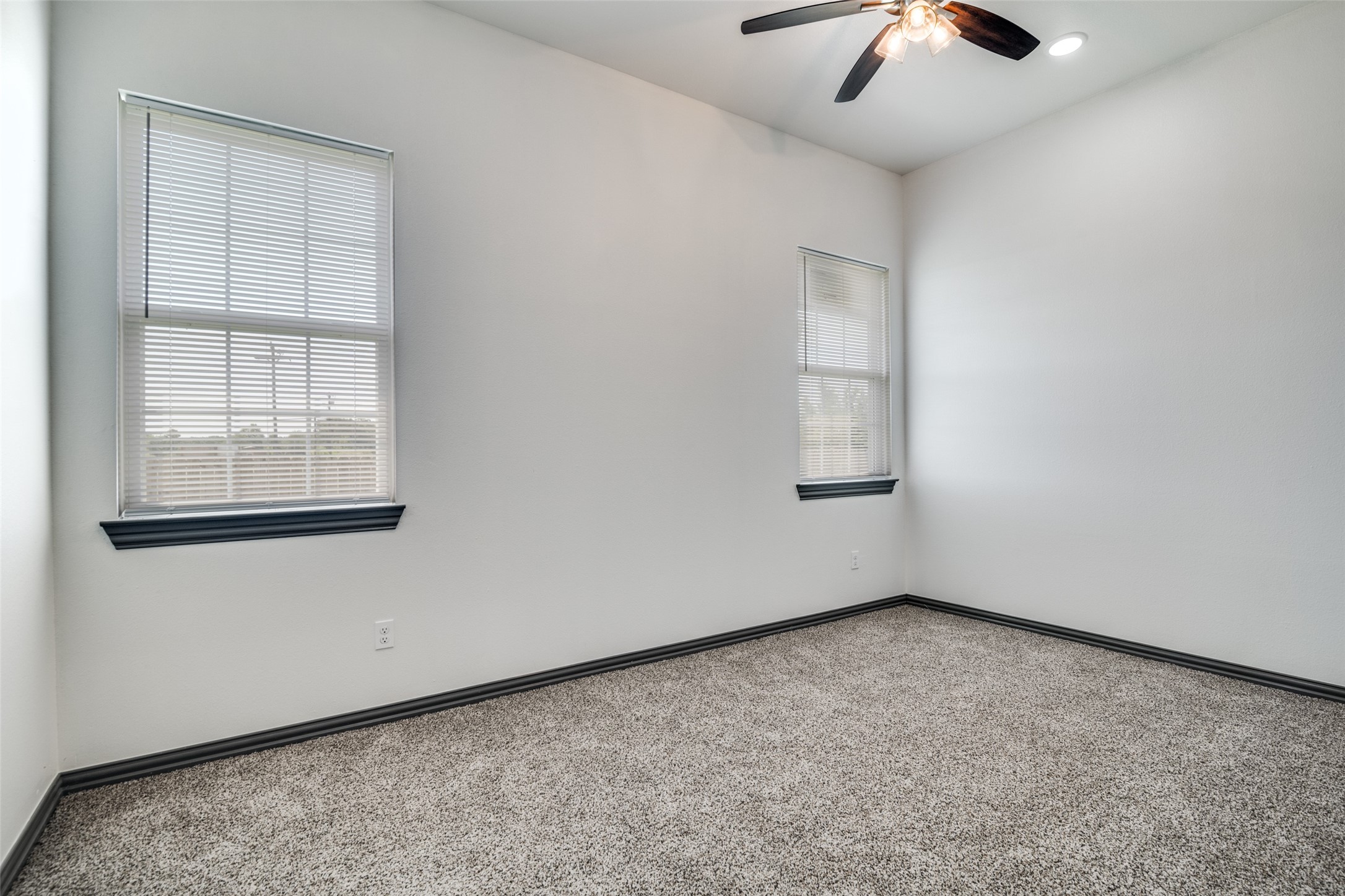 705 Lakeland Drive West Tawakoni TX 75474