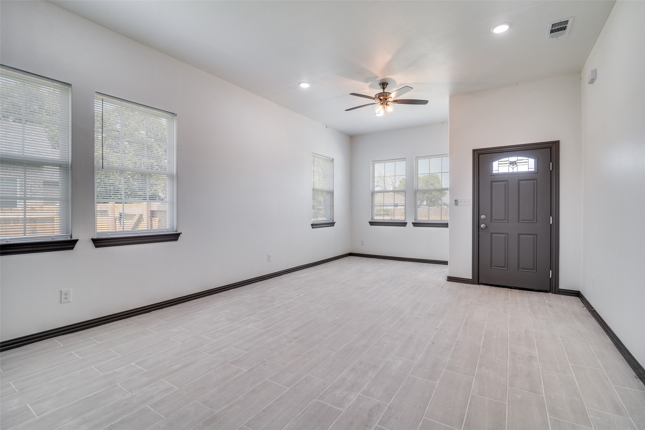 705 Lakeland Drive West Tawakoni TX 75474
