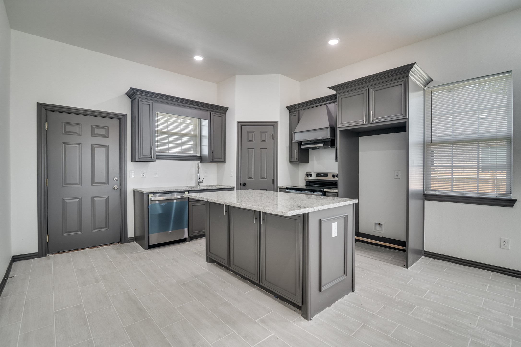 705 Lakeland Drive West Tawakoni TX 75474
