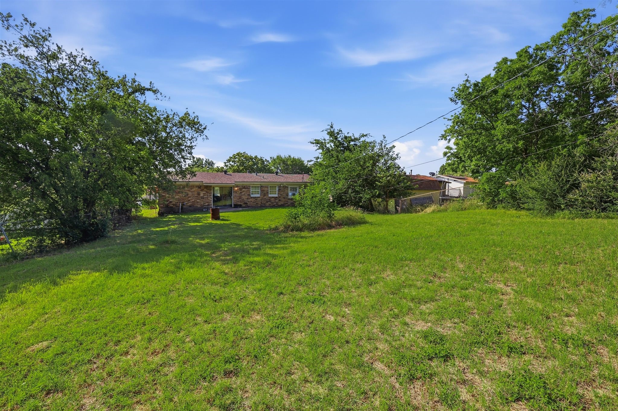 2308 Tanneyhill Lane Fort Worth TX 76112