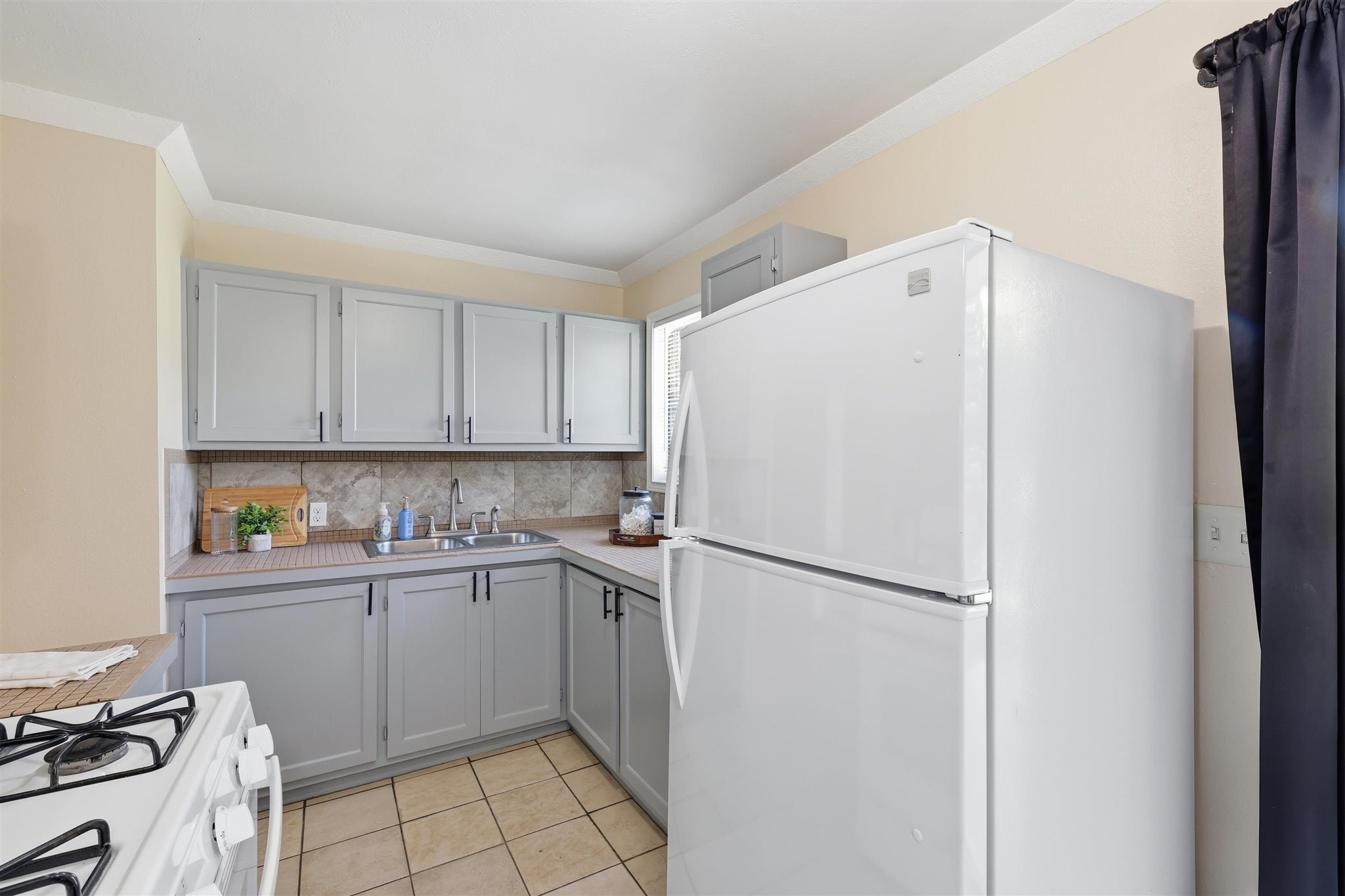 2308 Tanneyhill Lane Fort Worth TX 76112