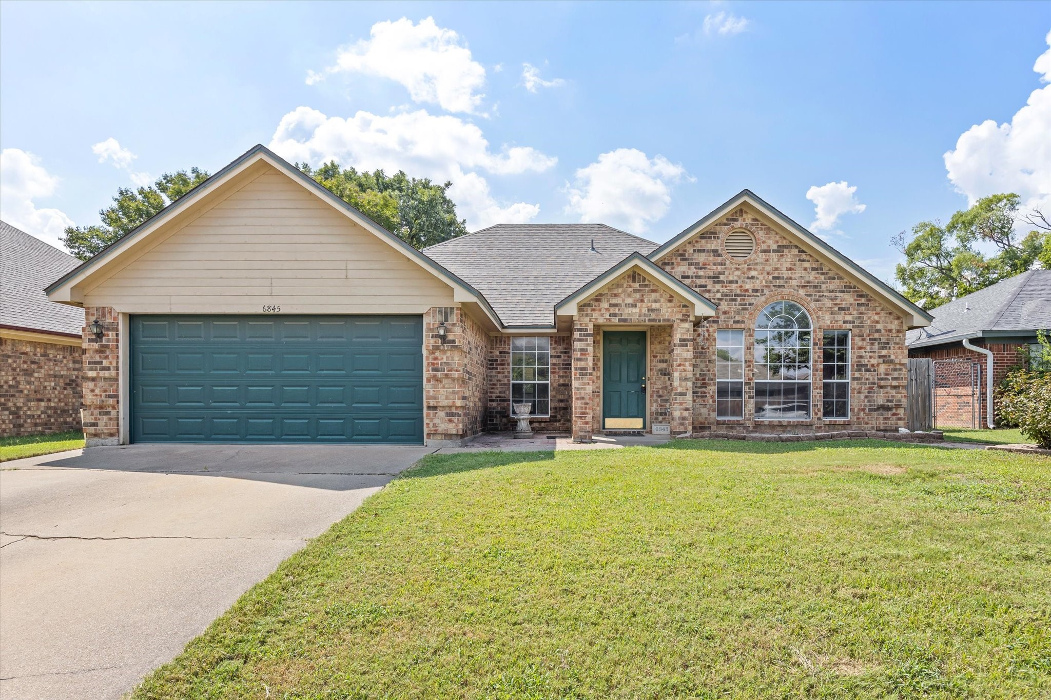 6845 Hadley Drive North Richland Hills TX 76182