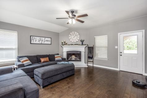 1816 Vallana Drive Gainesville TX 76240