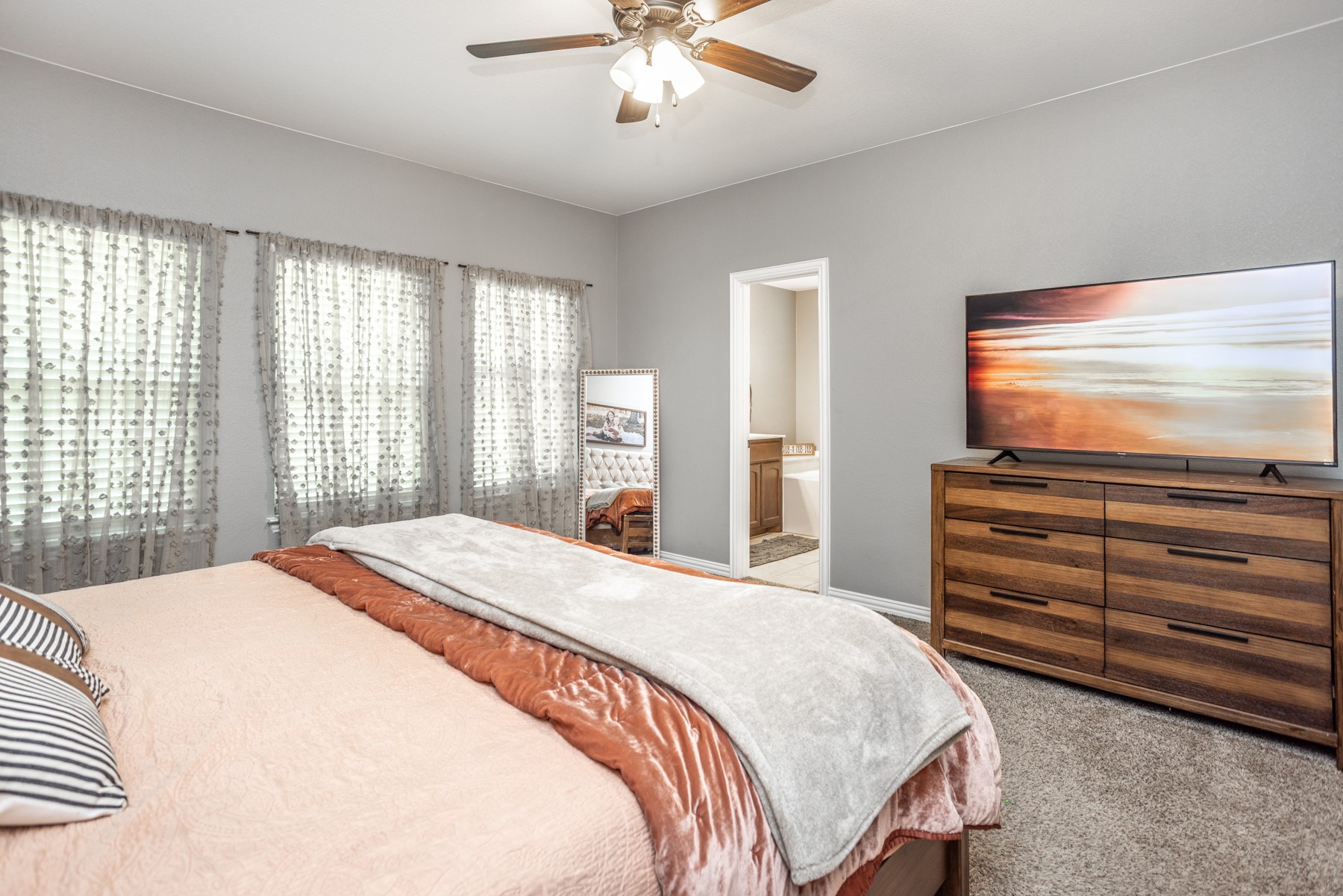 1816 Vallana Drive Gainesville TX 76240