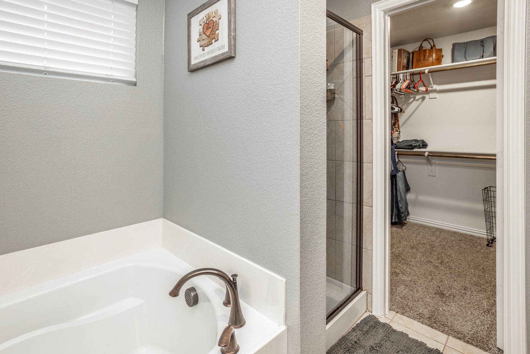 1816 Vallana Drive Gainesville TX 76240