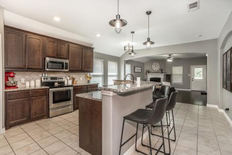 1816 Vallana Drive Gainesville TX 76240