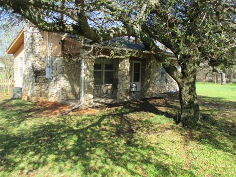 306 N Agnew Street Boyd TX 76023