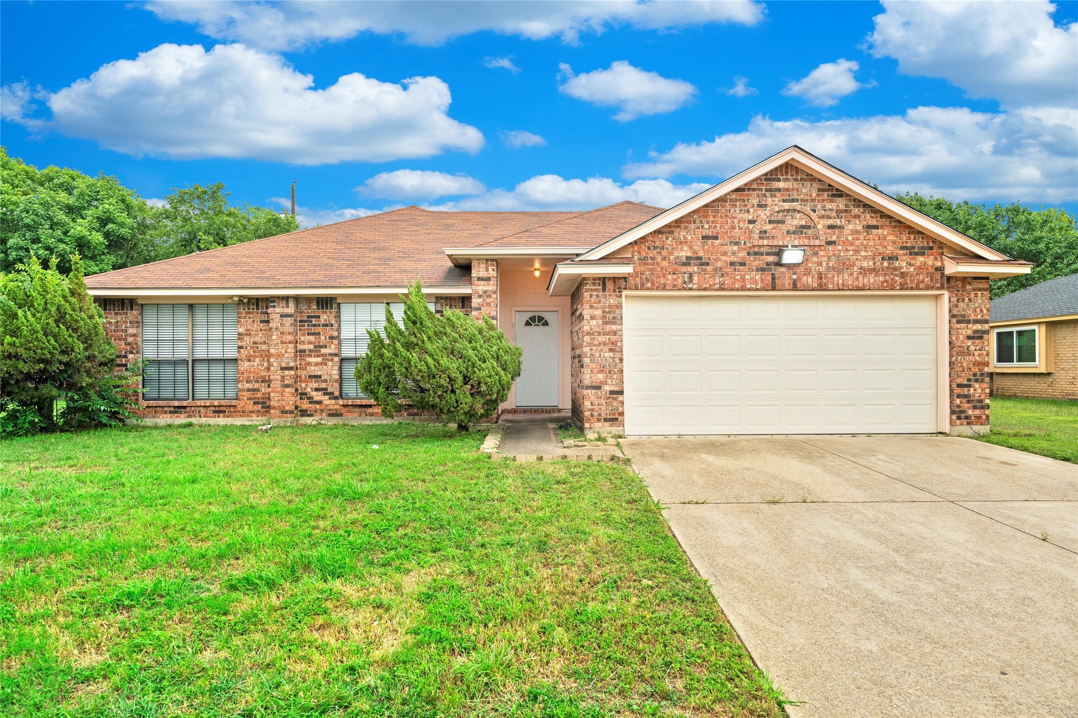 919 Blewitt Drive Cedar Hill TX 75104