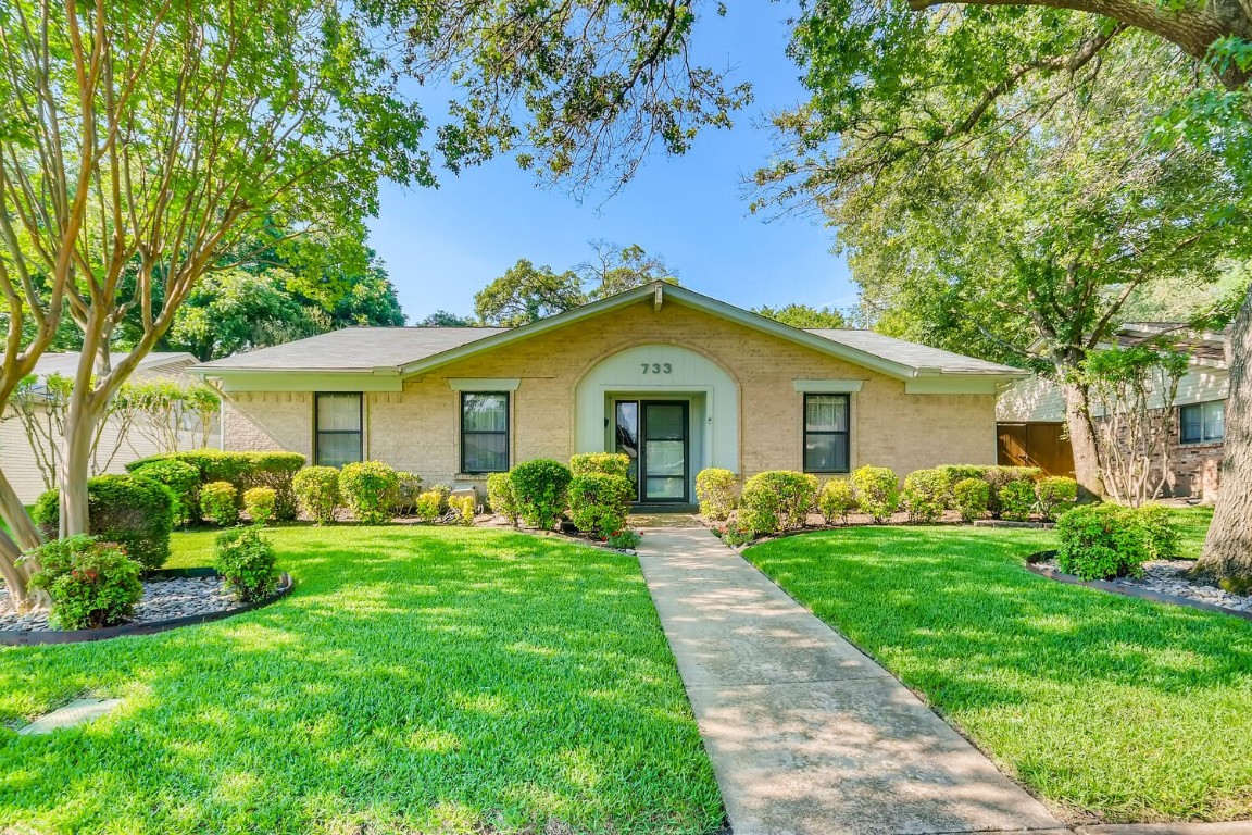 733 Brentwood Lane Richardson TX 75080
