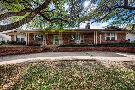 5804 Diamond Oaks Drive N Haltom City TX 76117