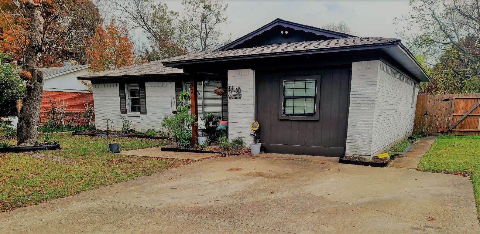 2222 Loyce Drive Mesquite TX 75149