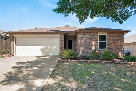 112 N Buffalo Grove Road Fort Worth TX 76108